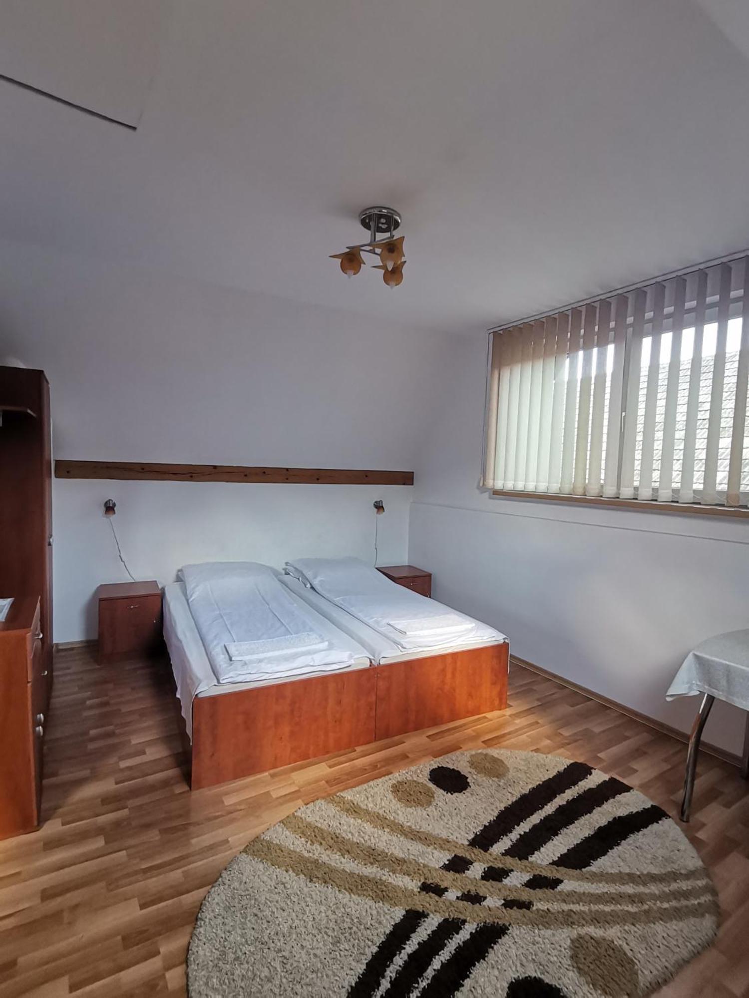 Hotel Casa Sara Săcele Zewnętrze zdjęcie