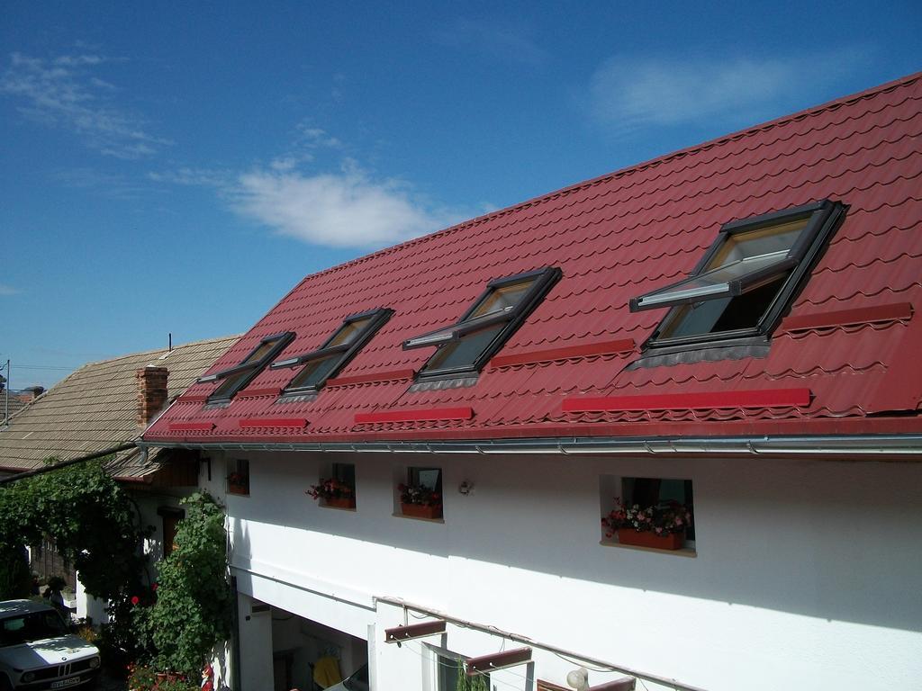 Hotel Casa Sara Săcele Zewnętrze zdjęcie