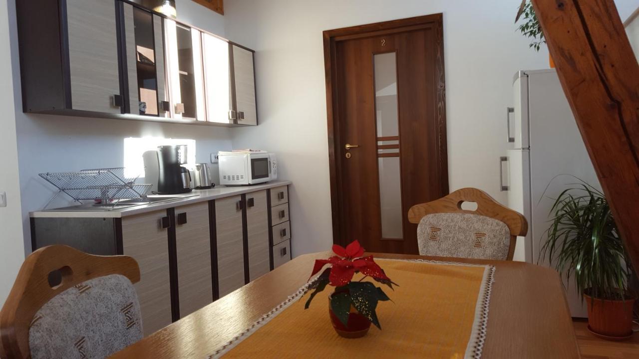 Hotel Casa Sara Săcele Zewnętrze zdjęcie